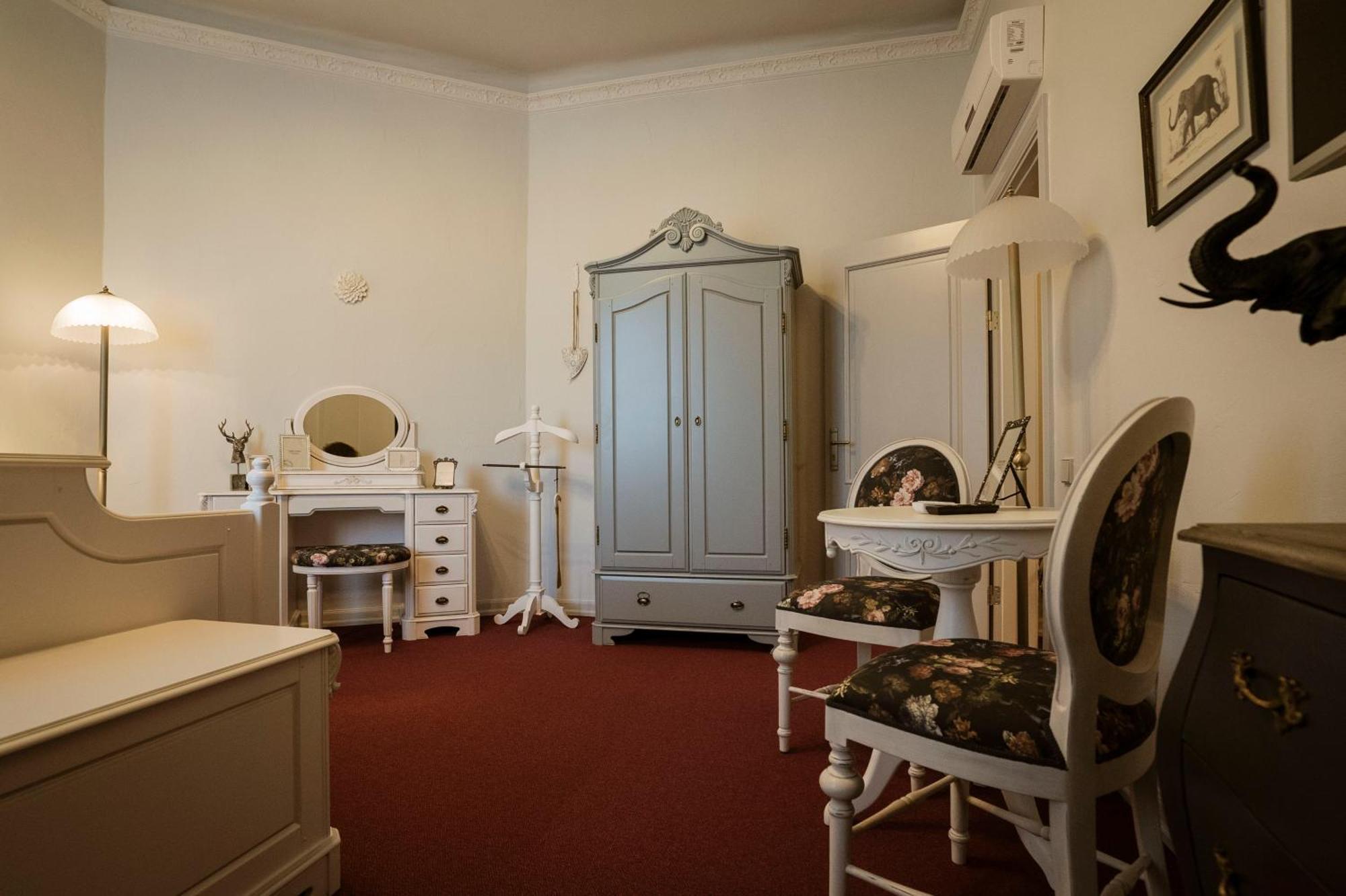 Roze Villa Liepāja Стая снимка